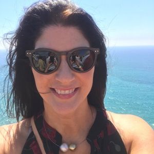 Meet your Posher, Christine